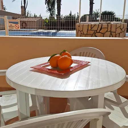 Casa Laranjal דירה *