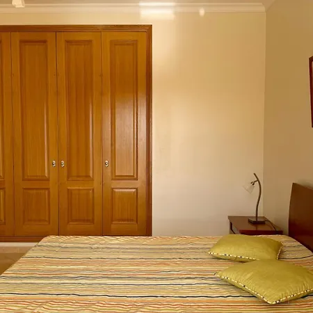 Casa Laranjal *
