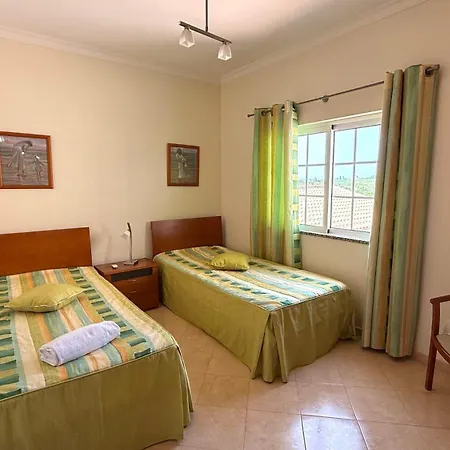 Casa Laranjal Appartement