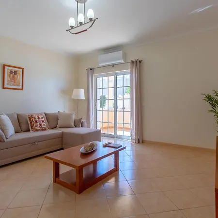 Casa Laranjal