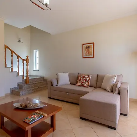 Casa Laranjal *