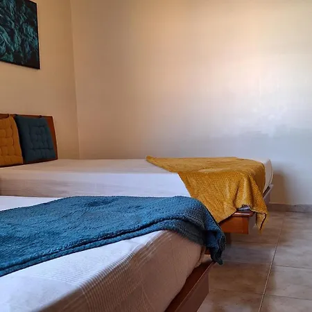 Casa Laranjal 阿尔布费拉